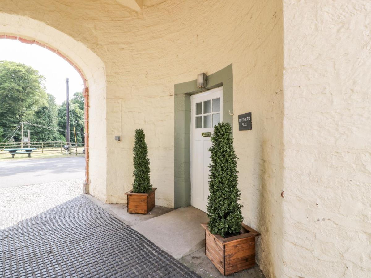 Апартаменты The Mews Flat Dalswinton Экстерьер фото